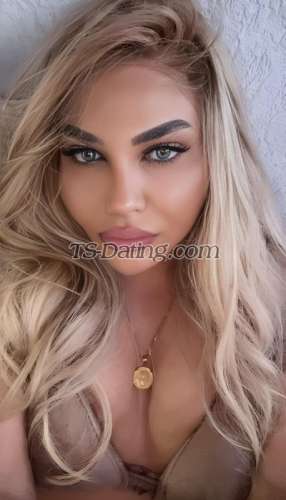trans girl Saharbarbiee 7543164