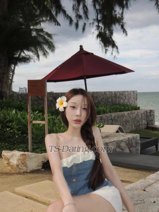 trans girl Sailorsaysay 5607359