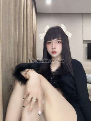 trans girl Sarah2001 1069257