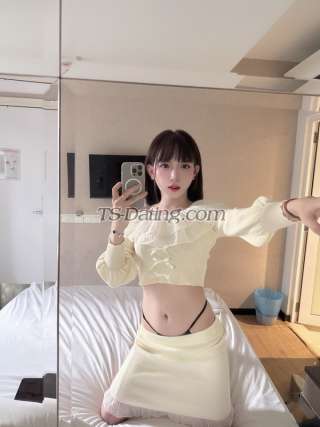 trans girl Sarah2001 5807951