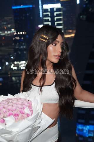 trans girl Sarah9inch 4461976