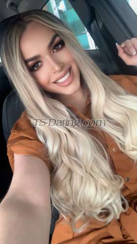 trans girl KarlaDiaz 1075665