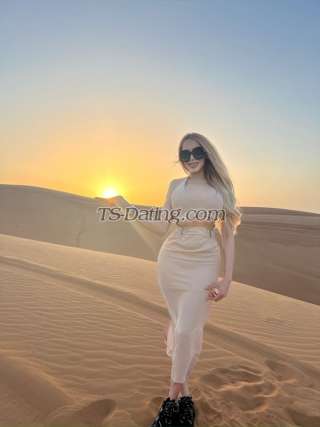 trans girl Sarahsensations 6452371