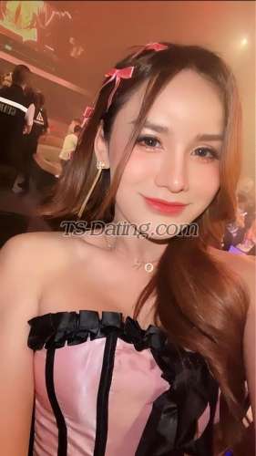 trans girl Sarahwinter 8332007