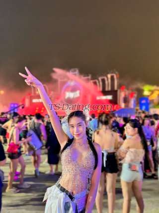 trans girl Saranrat27 3882536