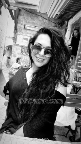 Shemale Sedenn 6063538