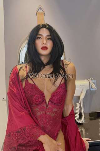 trans girl Sexiestbianca 5883864