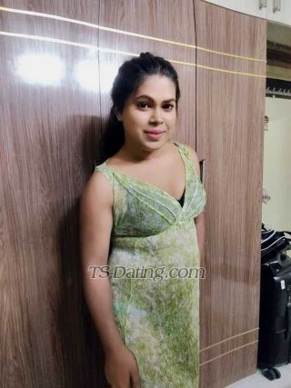 trans girl SexyAlia 9571276