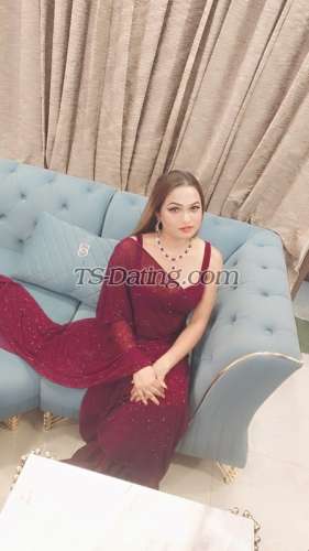 trans girl SexyDisha 0318863