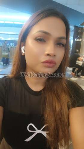 trans girl SexyDisha 2673245