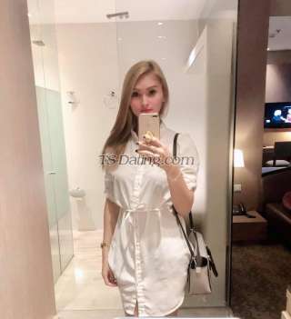 trans girl CuteParis 3510550