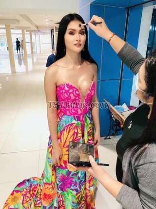 trans girl CuteParis 3511271