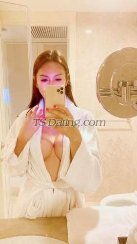 trans girl CuteParis 7238704