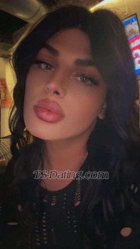 trans girl Shaghaf 2199663