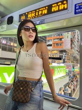 trans girl Shalee 9786075