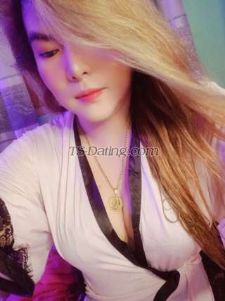 trans girl Shanayah 4737057