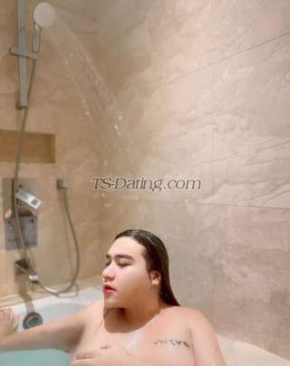 trans girl Sheyniss 1951020