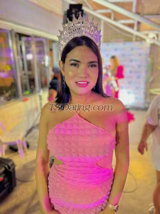 trans girl Shinevanderh 8430840 trans girl Shinevanderh 8430840