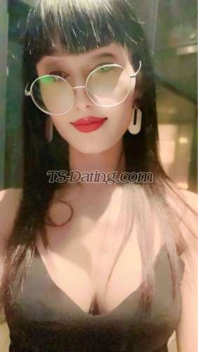 trans girl SilkNain 0854917 trans girl SilkNain 0854917