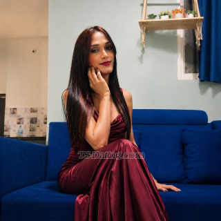 trans girl SilkNain 7589888