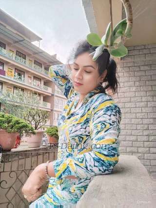 trans girl Silksmitha21 0124901