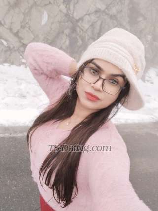 trans girl Silksmitha21 0125232