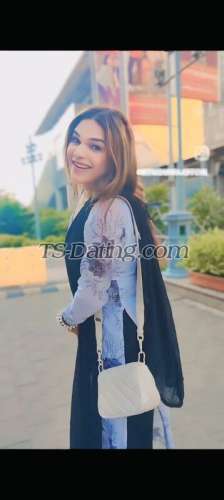 trans girl Simiiclassy 0020041