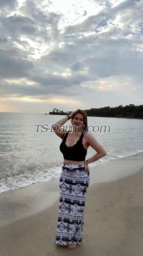 trans girl SimplyAnnE 8791338