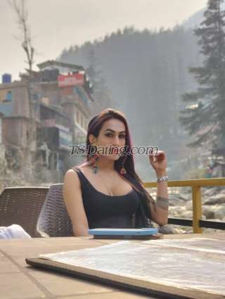 trans girl Simran07 9177226