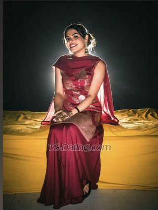 trans girl Singhvaani 9430926
