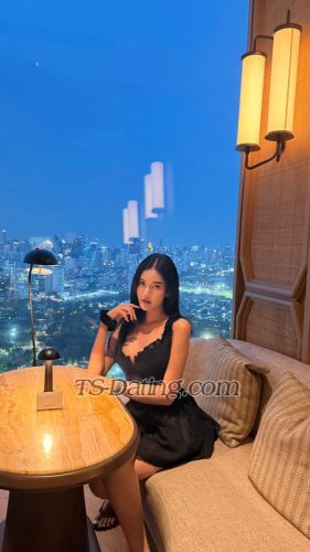 trans girl Siri2025 5657857