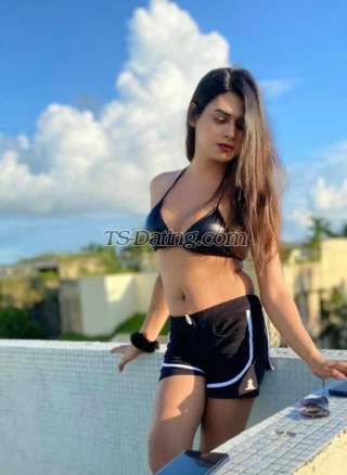 trans girl Floriana 0610608