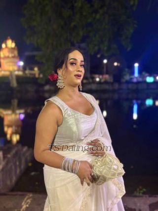 trans girl SizzlingPriya 9371702