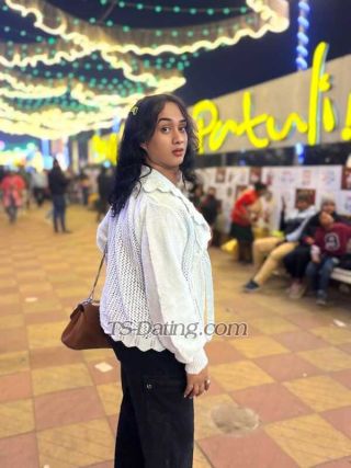 trans girl SizzlingPriya 9371741