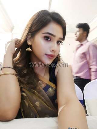 trans girl Sizzlinghot 8624339