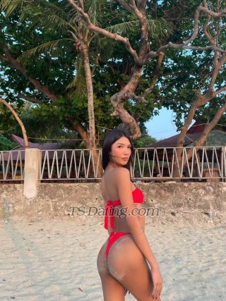 trans girl Sloane 0210657 trans girl Sloane 0210657