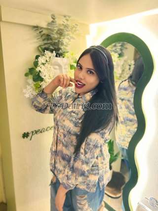 trans girl Sluttysurbhi 9524508