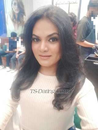 trans girl Snehil 0662360