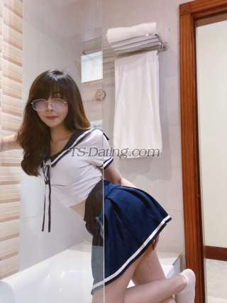 trans girl Snowz22165 0046659