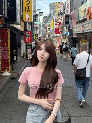 trans girl Snowz22165 0078928