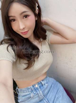 trans girl Snowz22165 7424108