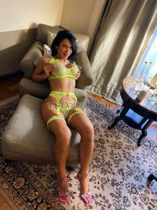 trans girl Sofiaag 0736867