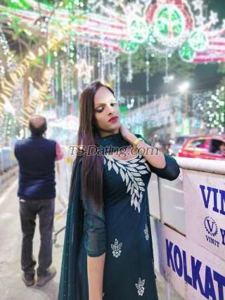 trans girl SomyaJaan 2173022