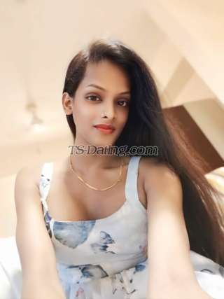 trans girl SomyaJaan 3308770