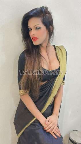 trans girl SomyaJaan 5519925