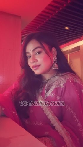 trans girl Soniyaa 1212810