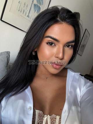 trans girl SophiaModel 0834089