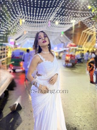 trans girl SpicyIshax 2443547