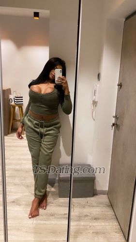 trans girl Stefany00 8358145