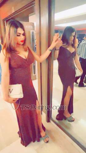 trans girl Sushy 0810698